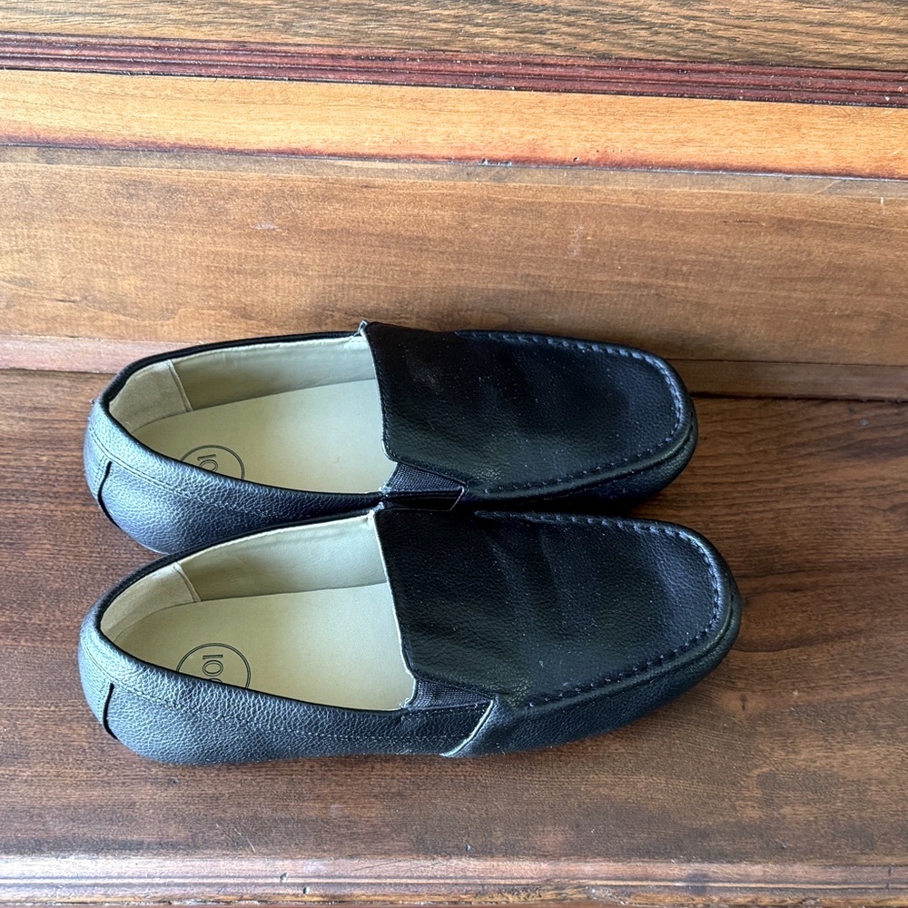 Loafer Size 4 - Runs Large